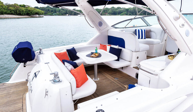 Charter Triton yacht