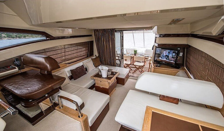 Vision Yacht - Interior
